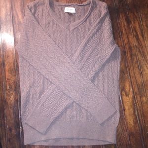 V-neck sweatshirt